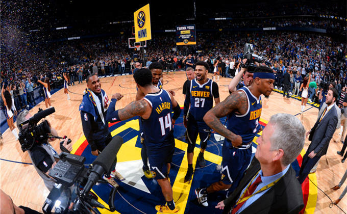 压哨绝杀 压哨绝杀